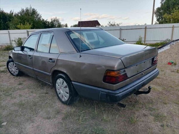 Mercedes-Benz E-Класс W124, S124, C124, A124, 1986 г.
