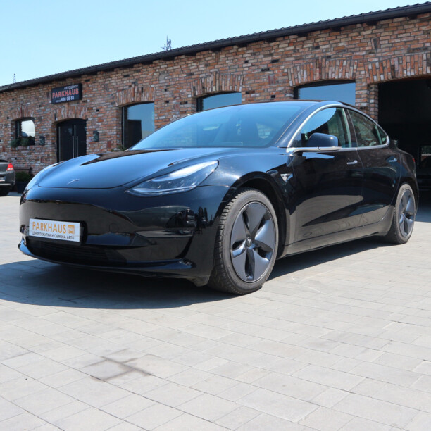 Tesla Model 3, 2019 г.