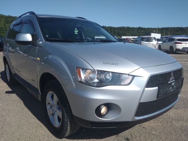 Mitsubishi Outlander XL · Рестайлинг, 2010 г.