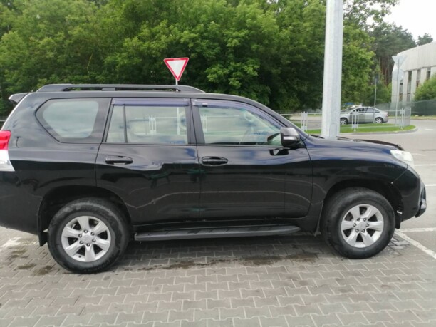 Toyota Land Cruiser Prado J150, 7 мест, 2010 г.