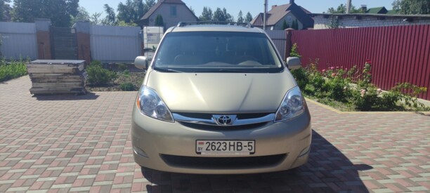 Toyota Sienna II (XL20) · Рестайлинг, 7 мест, 2007 г.
