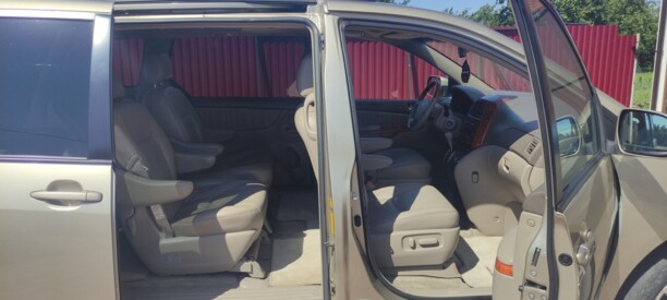 Toyota Sienna II (XL20) · Рестайлинг, 7 мест, 2007 г.