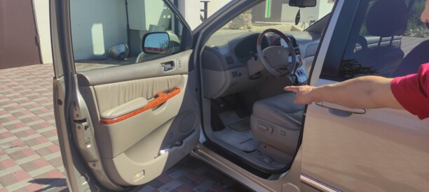 Toyota Sienna II (XL20) · Рестайлинг, 7 мест, 2007 г.