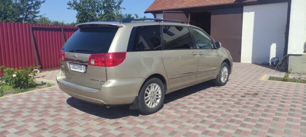 Toyota Sienna II (XL20) · Рестайлинг, 7 мест, 2007 г.