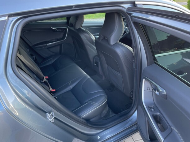 Volvo V60 I · Рестайлинг, 2018 г.
