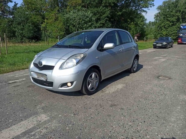 Toyota Yaris II (XP9) · Рестайлинг, 2010 г.