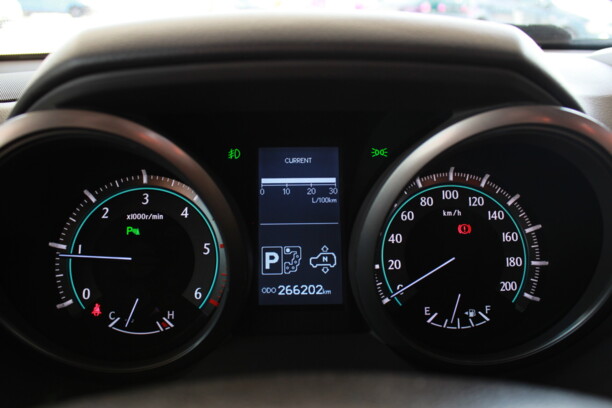 Toyota Land Cruiser Prado J150, 7 мест, 2009 г.