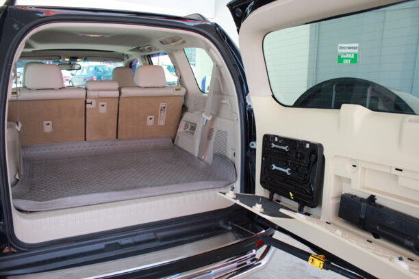 Toyota Land Cruiser Prado J150, 7 мест, 2009 г.