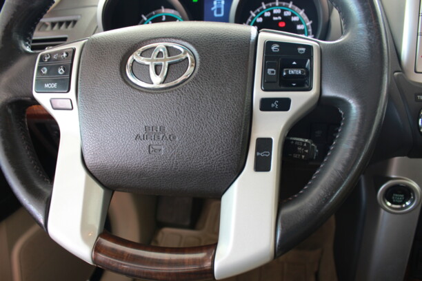 Toyota Land Cruiser Prado J150, 7 мест, 2009 г.