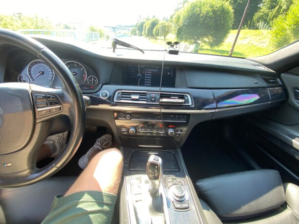 BMW 7 серия F01, F04, 2009 г.