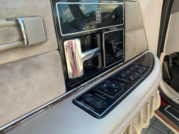 Lincoln Continental VIII, 1993 г.