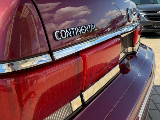 Lincoln Continental VIII, 1993 г.