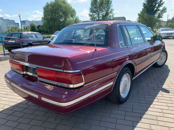 Lincoln Continental VIII, 1993 г.