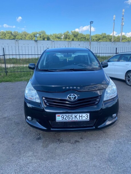 Toyota Verso I, 2010 г.
