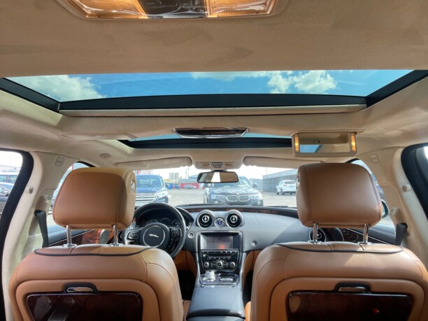 Jaguar XJ X351, 2010 г.