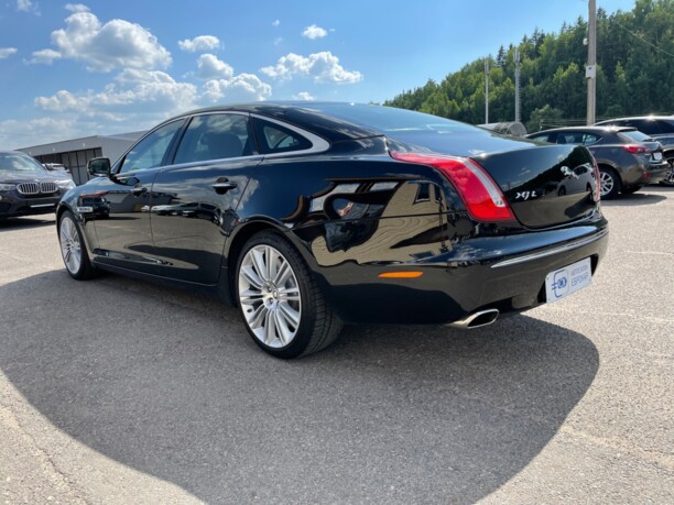 Jaguar XJ X351, 2010 г.