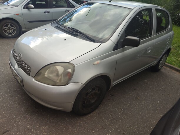 Toyota Yaris I (P1), 2002 г.