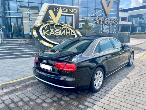 Audi A8 D4, 2012 г.
