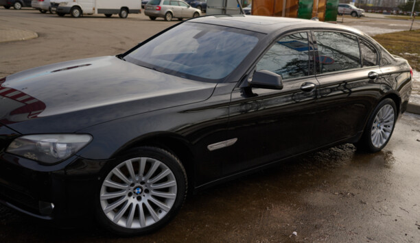 BMW 7 серия F02 (Long), 2010 г.