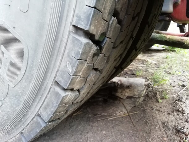 Iveco Stralis в сцепке с полуприцепом, 2004 г.