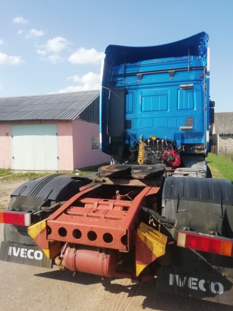 Iveco Stralis в сцепке с полуприцепом, 2004 г.