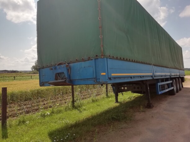 Iveco Stralis в сцепке с полуприцепом, 2004 г.
