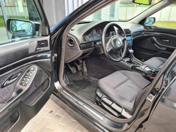BMW 5 серия E39, 2001 г.