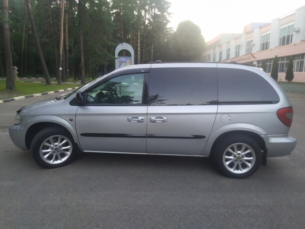 Chrysler Voyager IV, 7 мест, 2002 г.