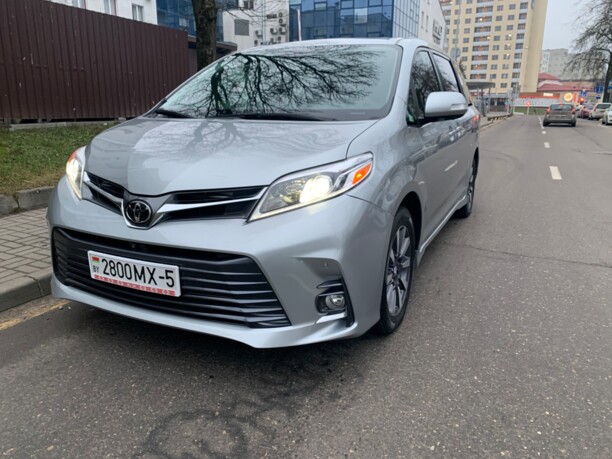 Toyota Sienna III (XL30) · 2-й рестайлинг, 7 мест, 2019 г.