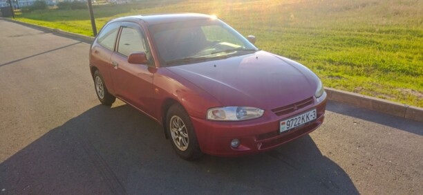 Mitsubishi Colt V, 2000 г.