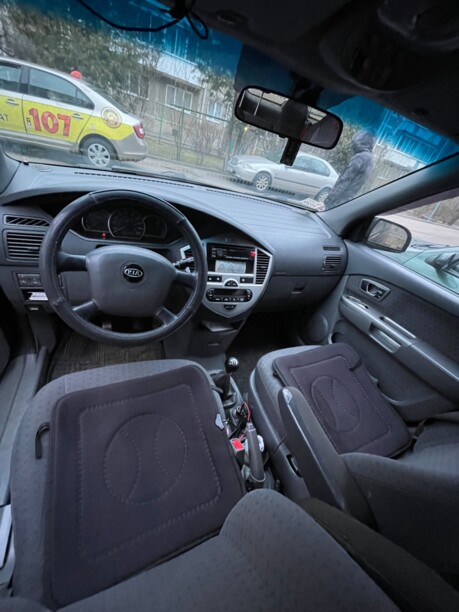 Kia Carens I · Рестайлинг, 2006 г.