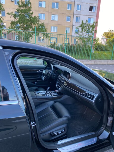 BMW 7 серия G12 (Long), 2017 г.