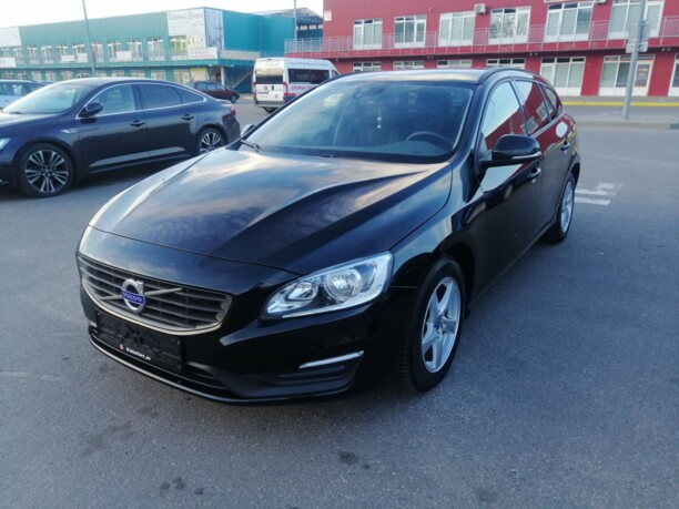 Volvo V60 I · Рестайлинг, 2018 г.