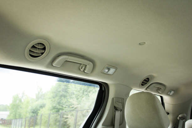 Toyota Sienna III (XL30), 7 мест, 2010 г.