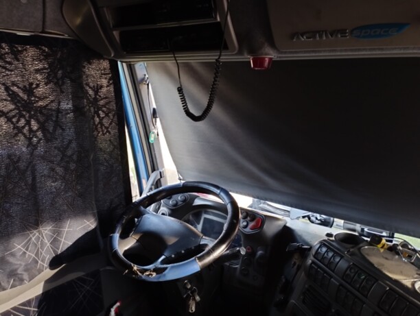 Iveco Stralis в сцепке с полуприцепом, 2004 г.