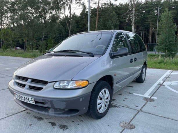 Chrysler Voyager III, 7 мест, 1999 г.