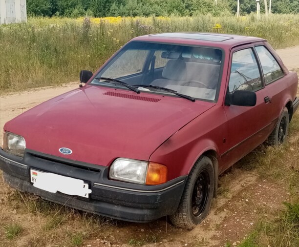 Ford Escort IV, 1990 г.