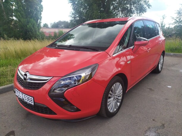 Opel Zafira C, 7 мест, 2016 г.