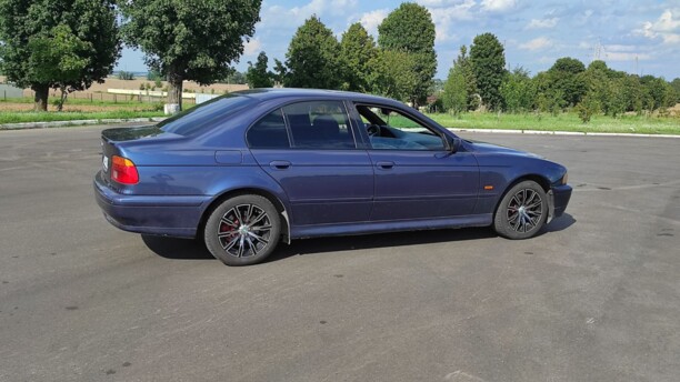 BMW 5 серия E39, 2002 г.