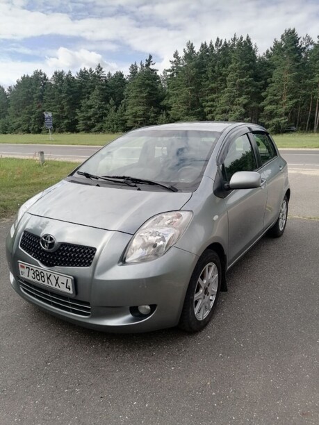 Toyota Yaris II (XP9), 2005 г.
