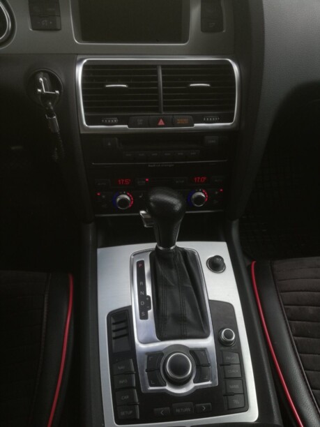 Audi Q7 4L · Рестайлинг, 7 мест, 2010 г.