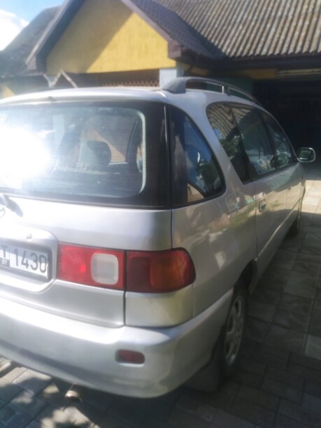 Toyota Picnic I, 2000 г.