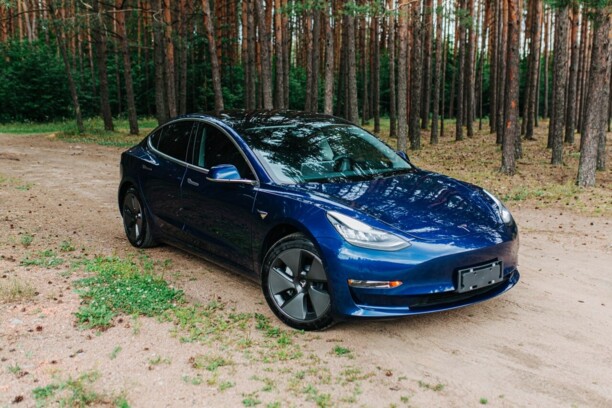 Tesla Model 3, 2020 г.