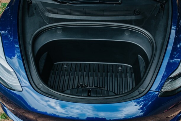 Tesla Model 3, 2020 г.