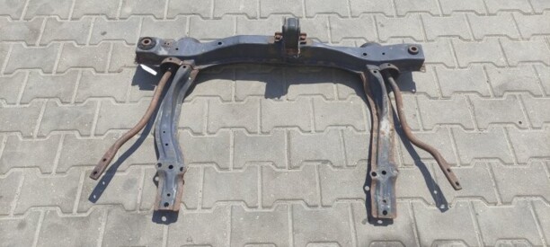 Передний подрамник для Honda Accord
