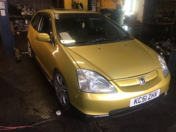 Весь автомобиль на запчасти для Honda Civic VII 2000 - 2003