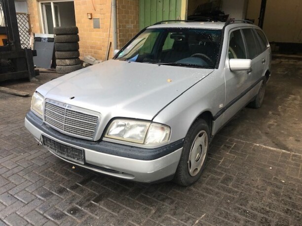 Весь автомобиль на запчасти для Mercedes-Benz C-Класс W202, S202 1993 - 1997