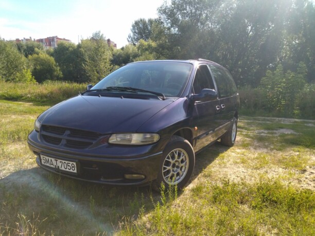 Chrysler Voyager III, 7 мест, 1998 г.