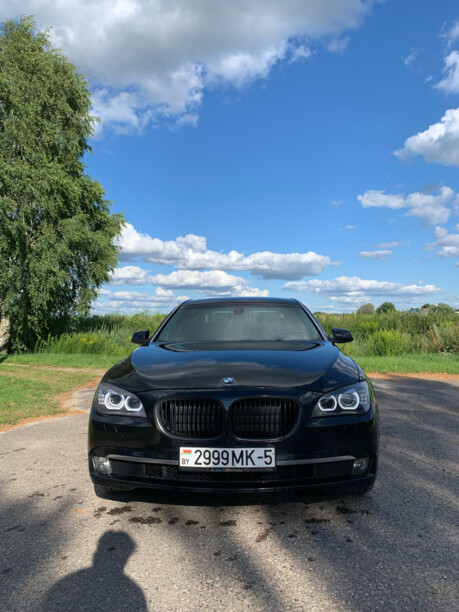 BMW 7 серия F02 (Long), 2010 г.