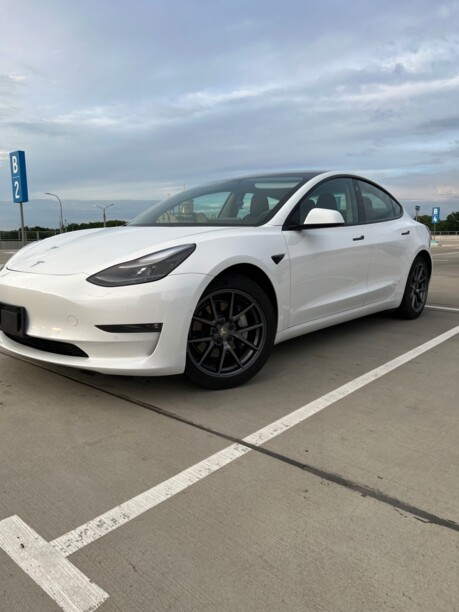 Tesla Model 3, 2021 г.